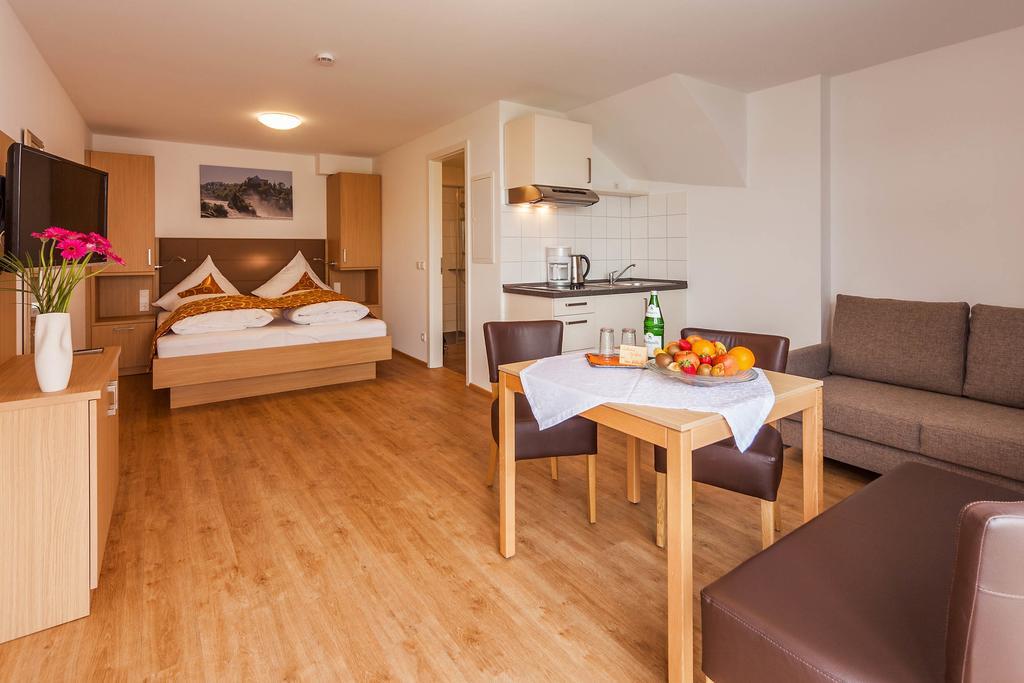 Seehotel BelRiva Hagnau am Bodensee Zimmer foto
